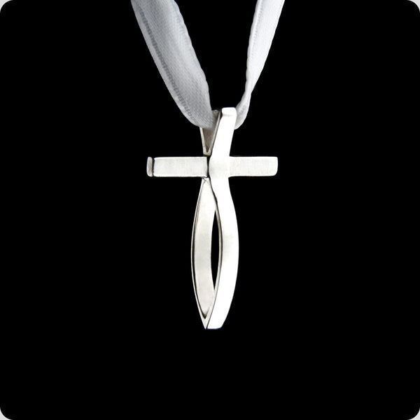 14K White Gold Fish Cross Pendant – FishingCross